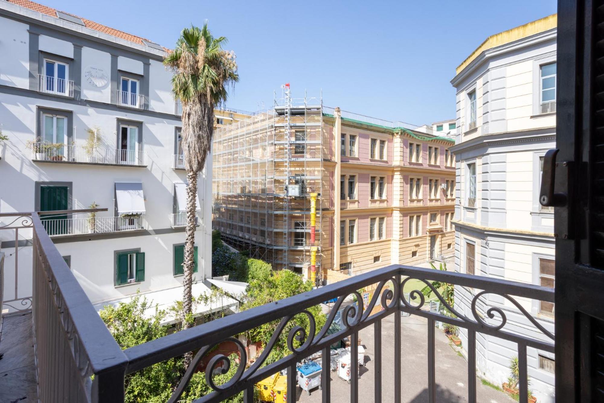 Don Vittorio A Chiaia Hotel Naples Exterior photo