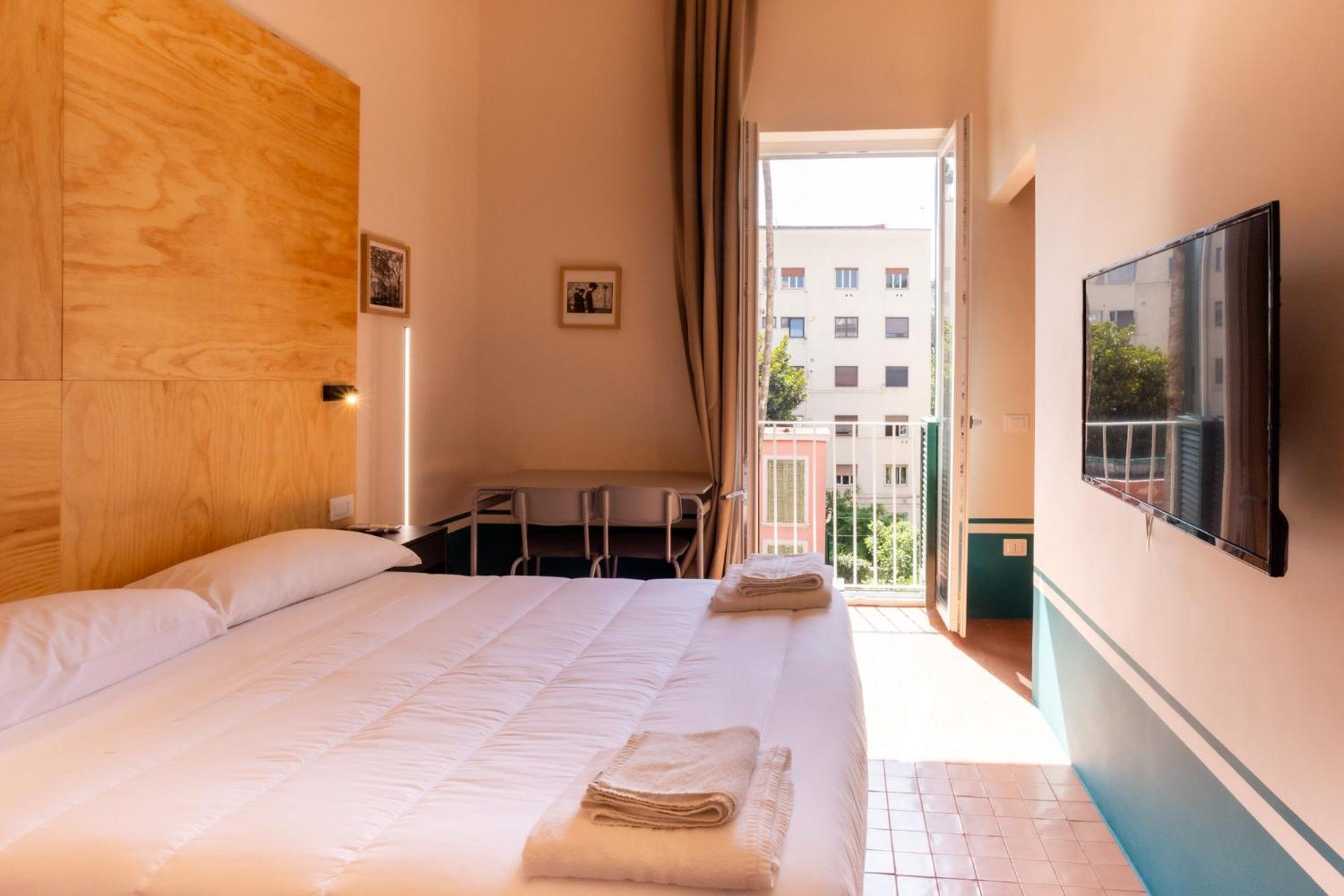 Don Vittorio A Chiaia Hotel Naples Exterior photo
